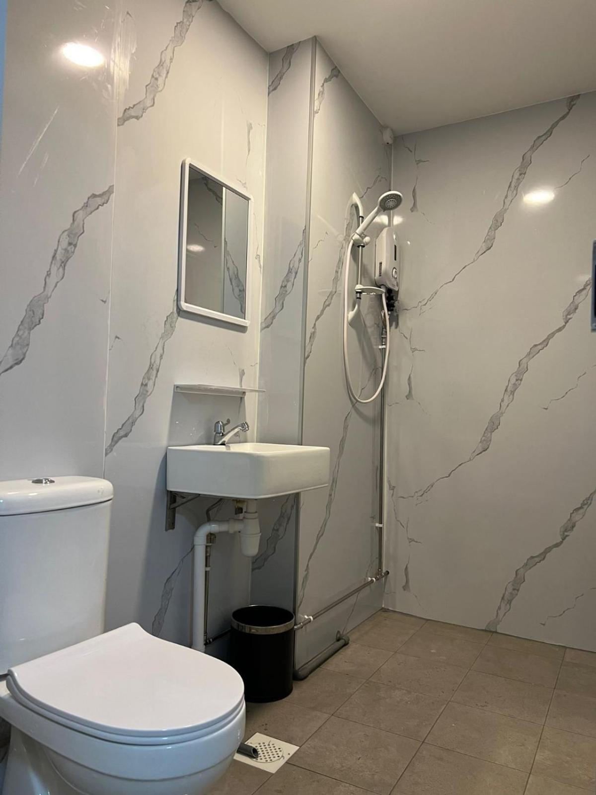 Duke Living Hostel Singapore Ngoại thất bức ảnh